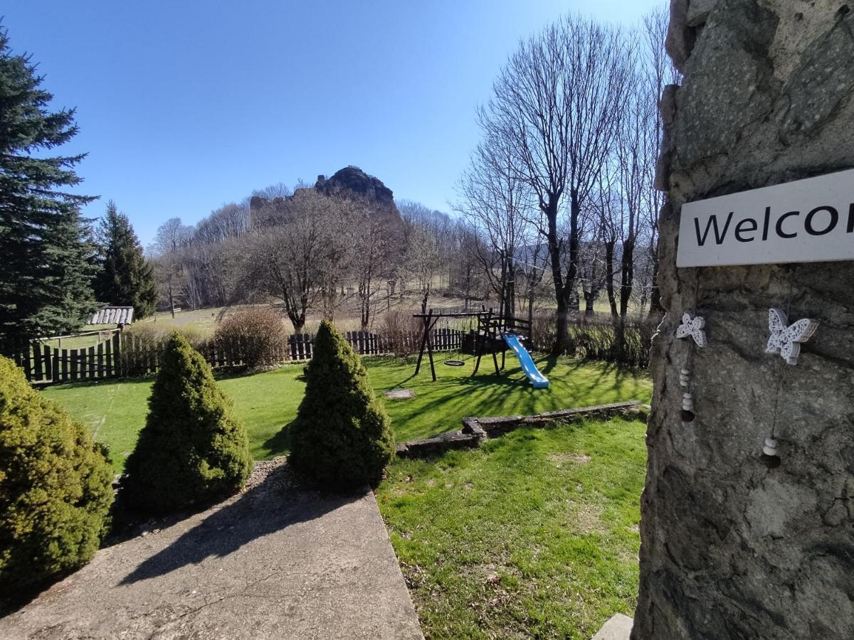 Chalupa Podhradi Jiřetín pod Jedlovou Exterior foto