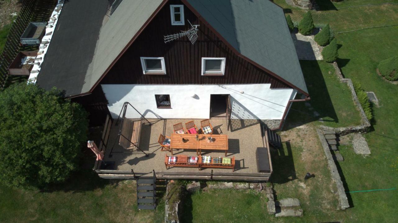 Chalupa Podhradi Jiřetín pod Jedlovou Exterior foto