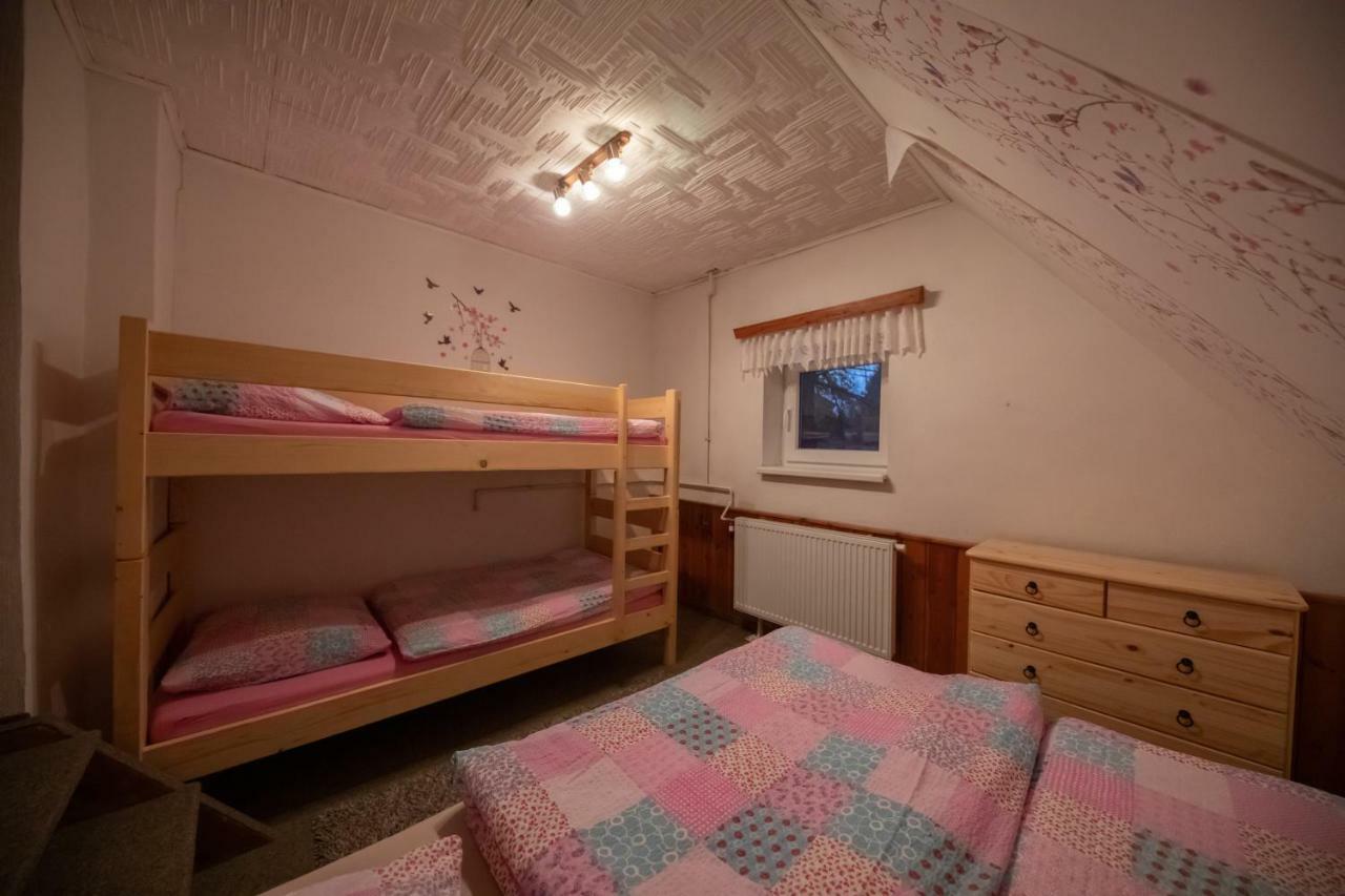 Chalupa Podhradi Jiřetín pod Jedlovou Exterior foto